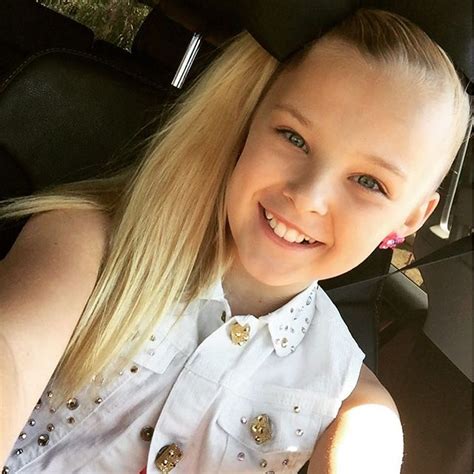 jojo siwa insta|jojo siwa selfie.